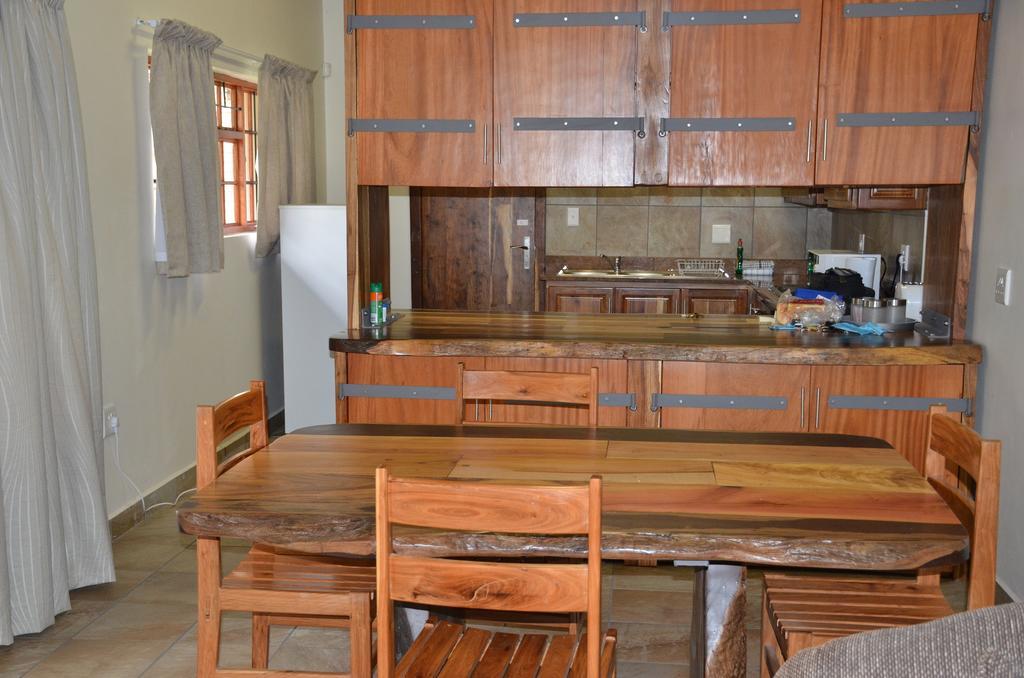 Stoep At Steenbok Self Catering โคมาติพอร์ต ภายนอก รูปภาพ