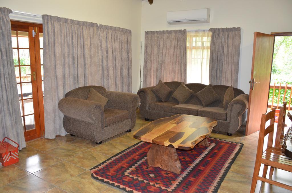 Stoep At Steenbok Self Catering โคมาติพอร์ต ภายนอก รูปภาพ